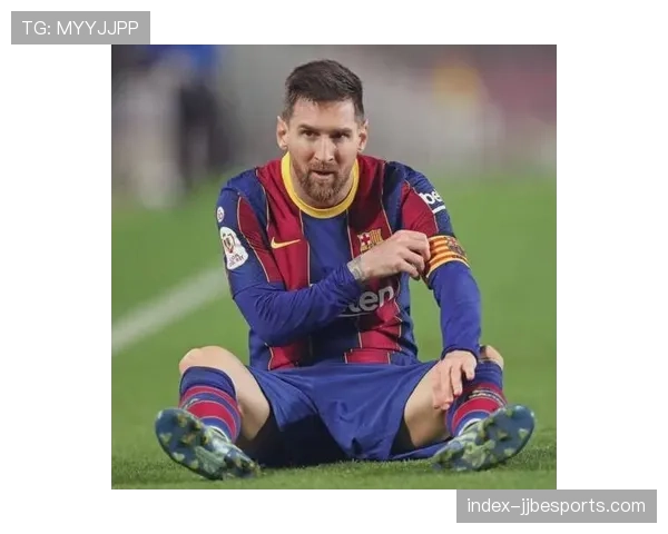 狼队中场穆涅西拟租借巴黎FC，右后卫补强计划明确